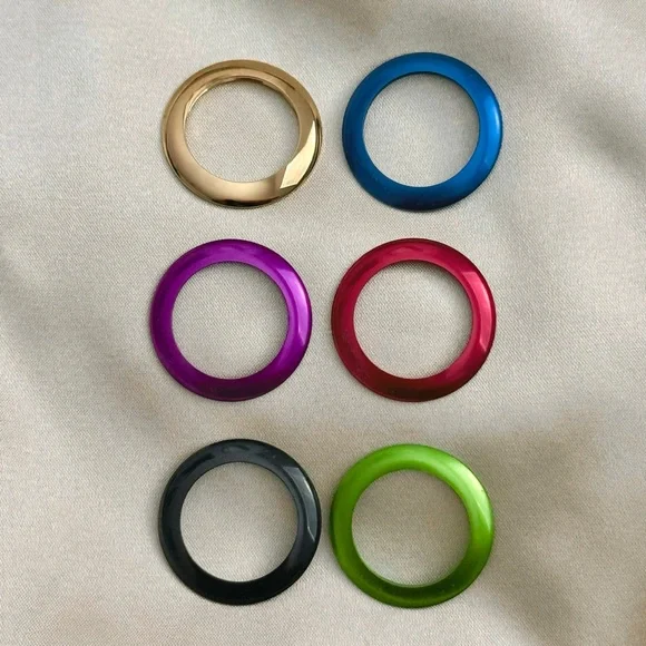 AUTHENTIC VINTAGE BURBERRY TWO-TONED INTERCHANGEABLE BEZEL WATCH - Picture 5 of 10